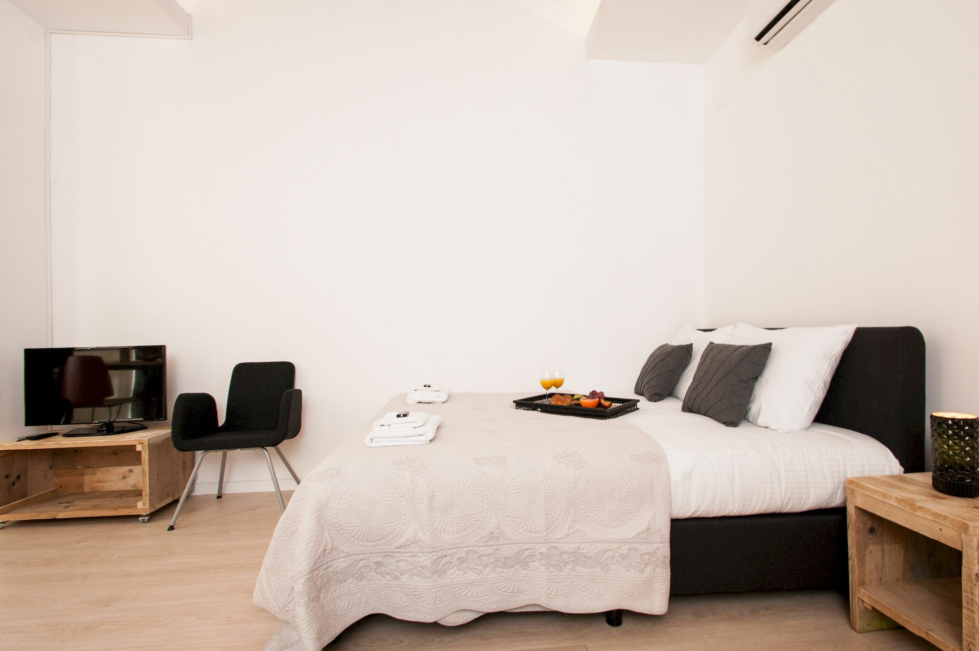 Short Stay Group Gracia Serviced Apartments Barcelona Buitenkant foto