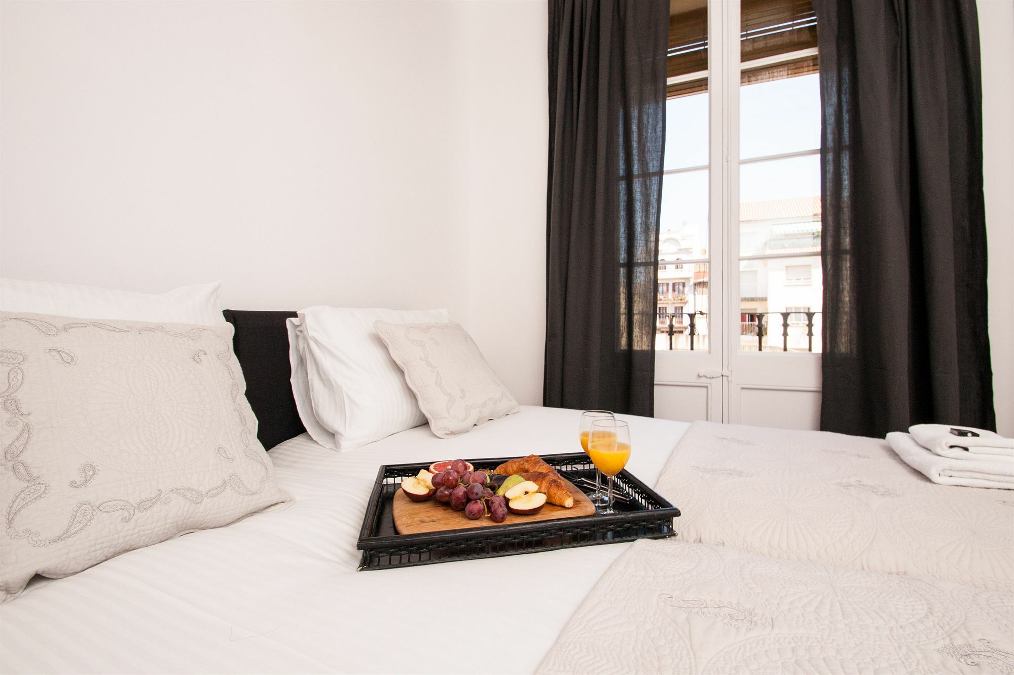 Short Stay Group Gracia Serviced Apartments Barcelona Buitenkant foto