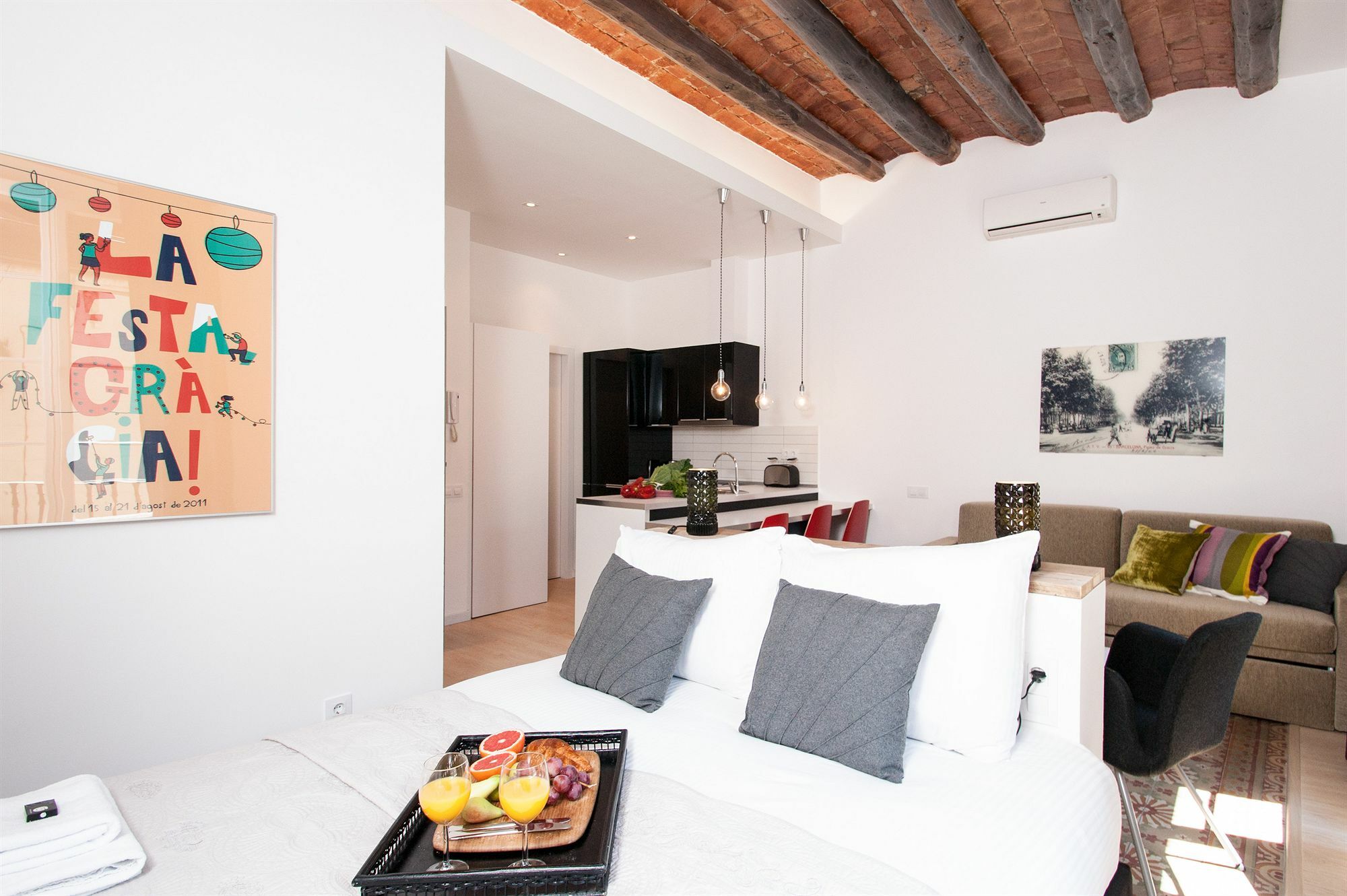 Short Stay Group Gracia Serviced Apartments Barcelona Buitenkant foto